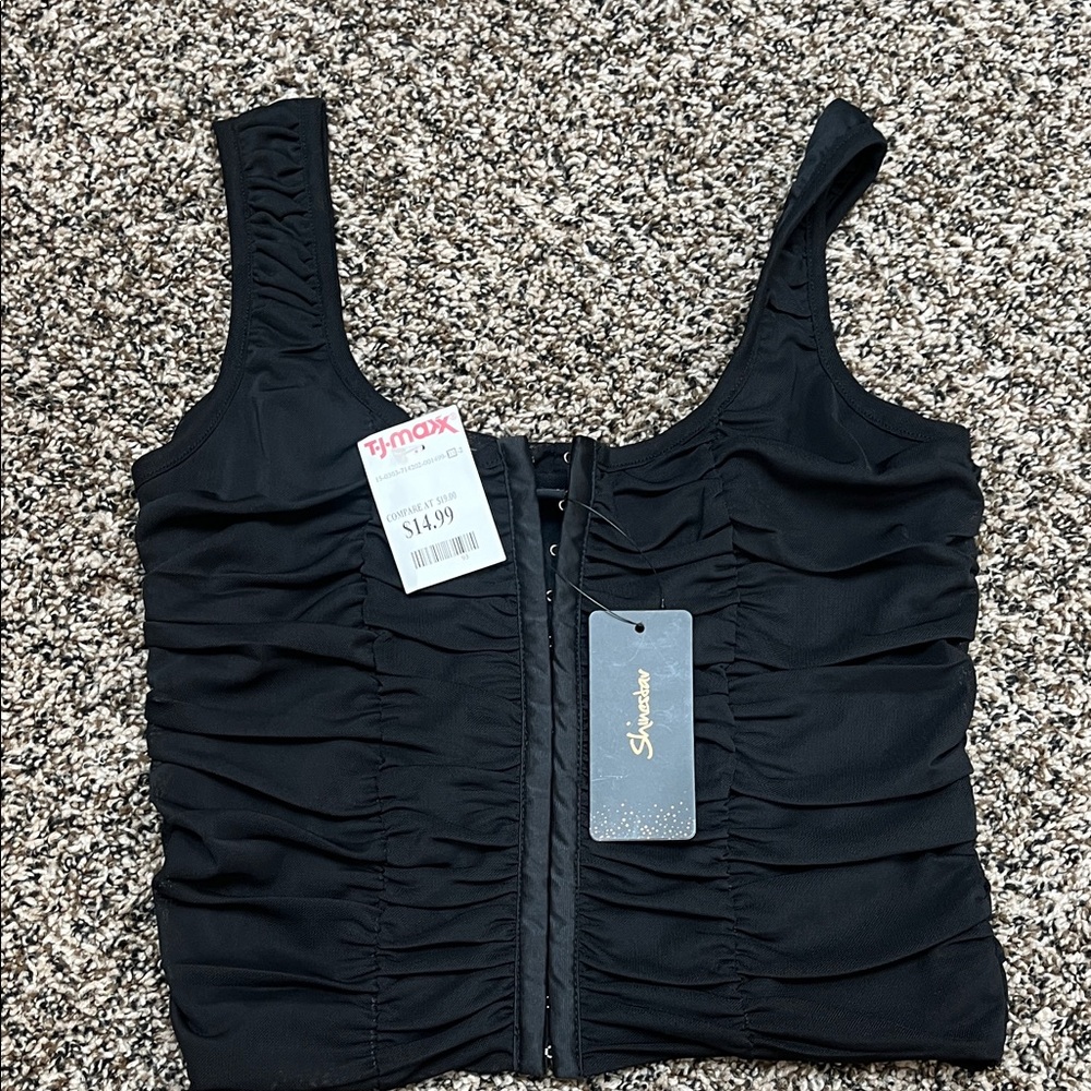 Xhilaration Black Ruched Sleeveless Top